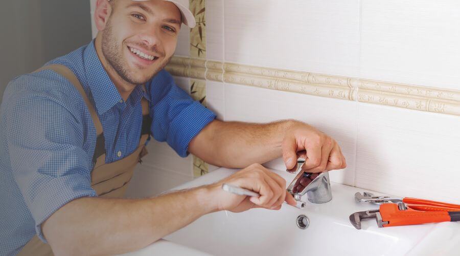 Professional clogged drains services in Colbert, GA